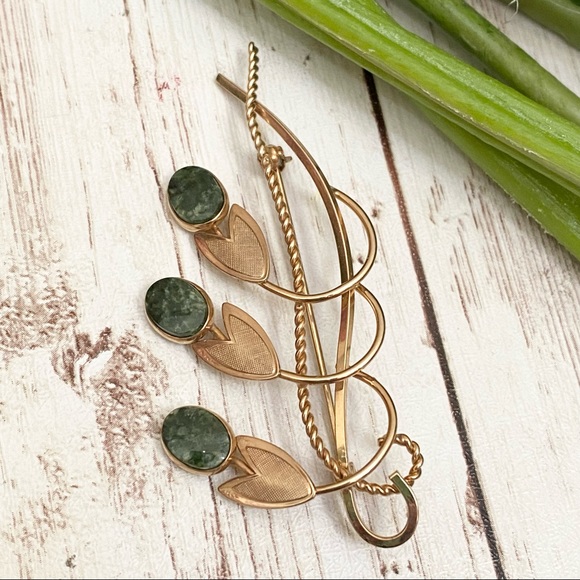 Vintage VD Signed 12K GF Gold Vermeil Flower Bell Drop Jade Green Stone Brooch - Picture 1 of 10